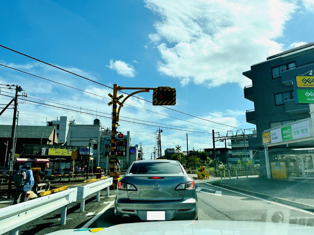 船橋市 での ペーパードライバー講習 薬園台駅の踏切